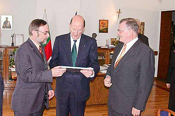 Dr. Peter Kulitz, Simeon Borissow Sakskoburggotski und Erwin Teufel.