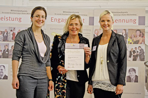 ESTA Gesellschafterin Jessica Kulitz, Sekretärin der Geschäftsleitung Monika Löffler und Personalreferentin Katja Keller.