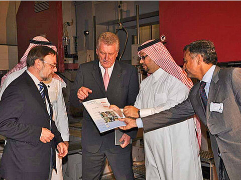 Ernst Pfister and Dr. Peter Kulitz visit an ESTA office in Jeddah.