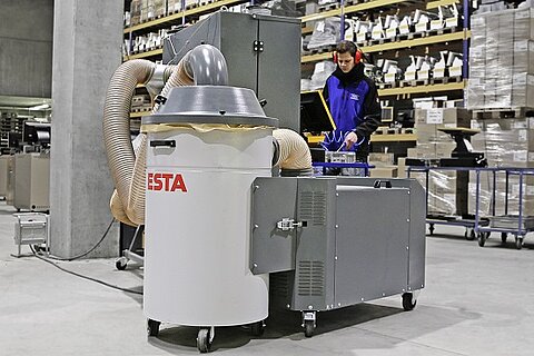 Der DUSTOMAT S ist ein mobiler Entstauber mit Absaugwand. Der DUSTOMAT S ist ein mobiler Entstauber mit Absaugwand.