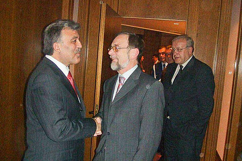 Dr. Kulitz und der türkische Staatspräsident Abdullah Gül in Ankara. Dr. Kulitz und der türkische Staatspräsident Abdullah Gül in Ankara.