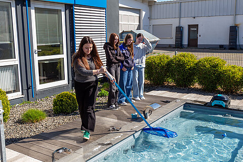 Pooltechnik im Check bei ESTA Poolshop