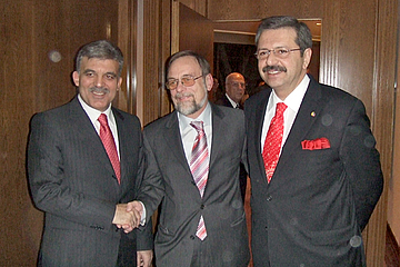 Türkischer Staatspräsident Abdullah Gül mit Dr. Kulitz und TOBB Präsident M. Rifat Hisarciklioglu.