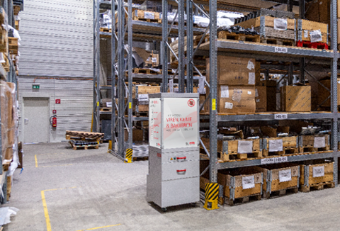 Luftreiniger in Lagerhalle Luftreiniger in Lagerhalle