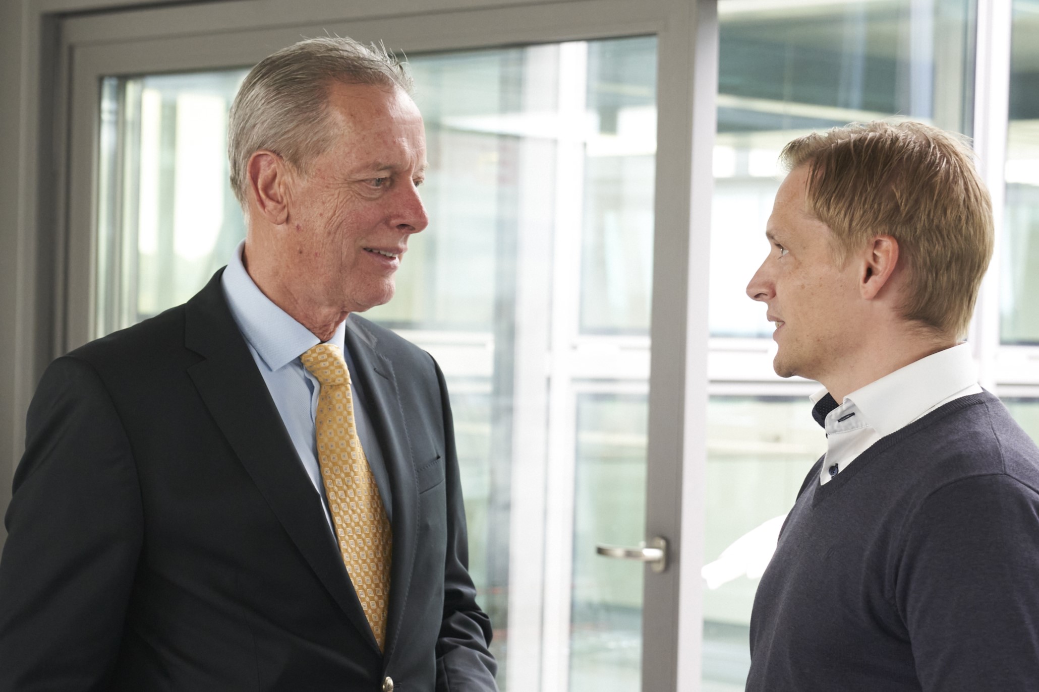 IHK Ulm & Schwaben zu Besuch bei ESTA IHK Ulm & Schwaben zu Besuch bei ESTA