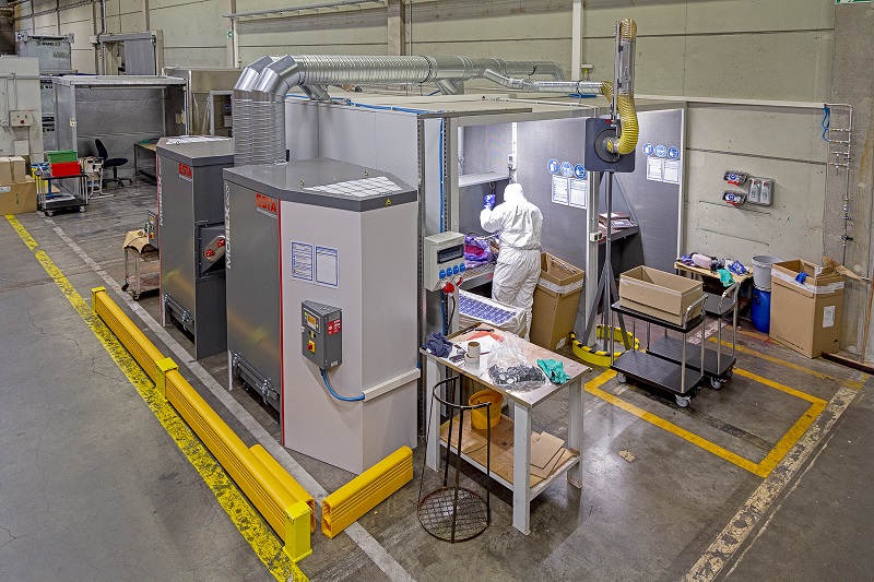 Stationärer Entstauber Mobex P von ESTA Absaugtechnik in der Praxis Stationärer Entstauber Mobex P von ESTA Absaugtechnik in der Praxis