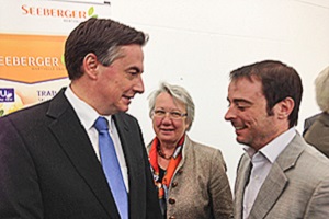 Alexander Kulitz mit David McAllister und Annette Schavan. Alexander Kulitz mit David McAllister und Annette Schavan.